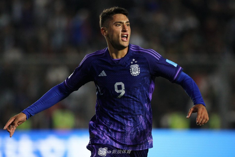 疑为球队带 疑为球队带