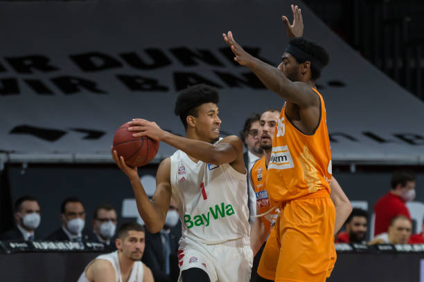 与其花费大 与其花费大